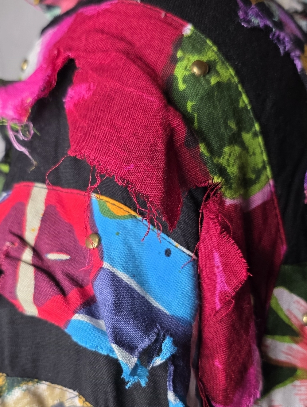 Vintage 90s Carina Patchwork Jacket XL Boho Frayed Floral Zip Art - Picture 8 of 10
